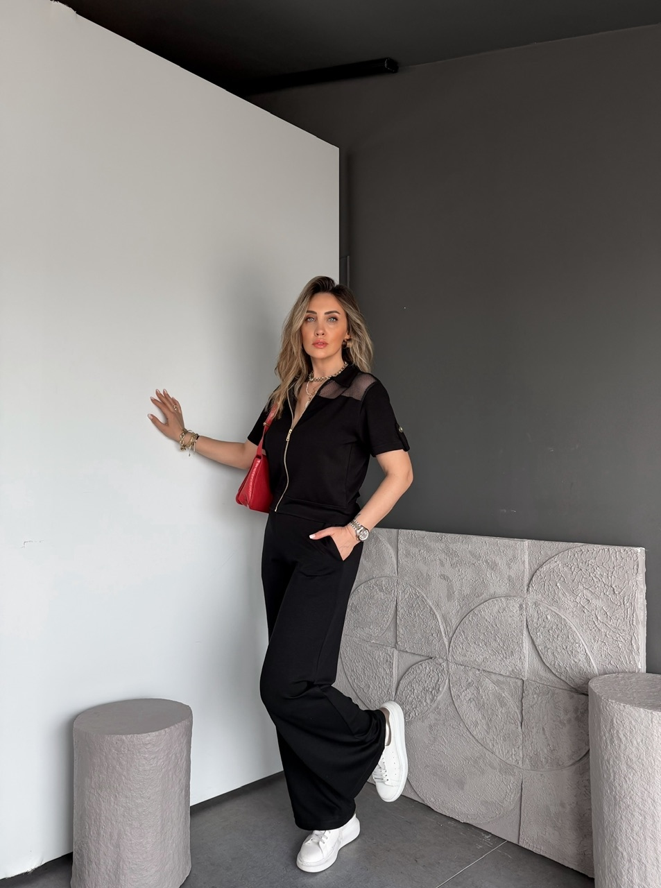 Siyah Omuzları Fileli Modal Takım