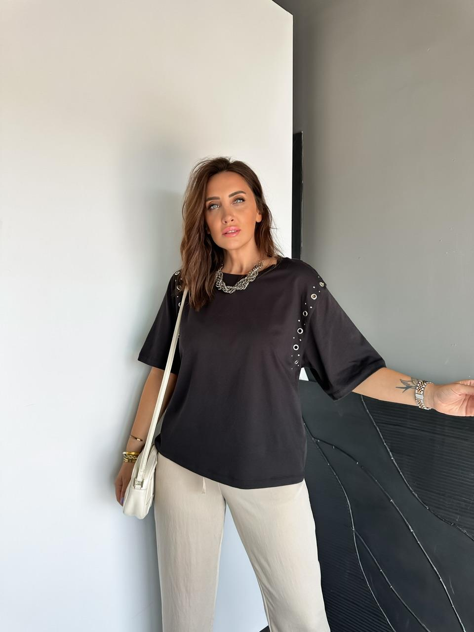 Siyah Omuzları Kuş Gözü Tshirt