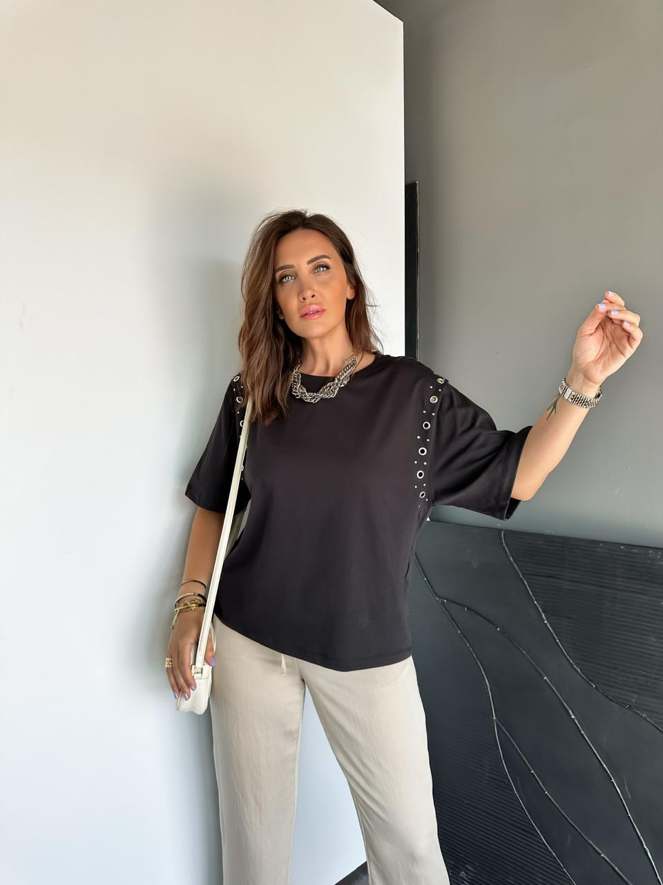 Siyah Omuzları Kuş Gözü Tshirt