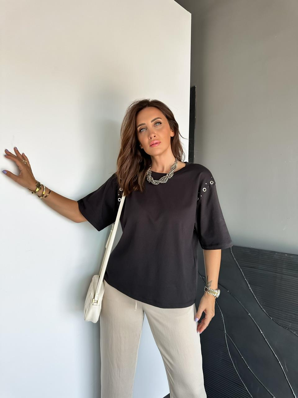 Siyah Omuzları Kuş Gözü Tshirt