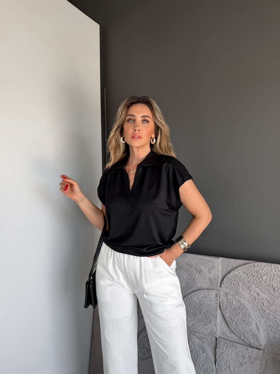 Siyah Omuzları Payetli Marka Modal Tshirt