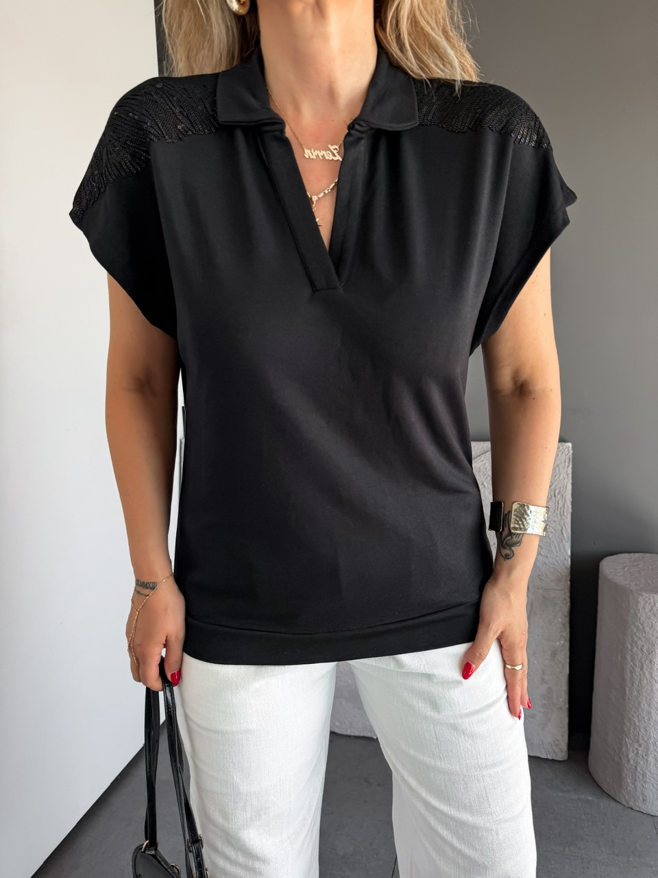 Siyah Omuzları Payetli Marka Modal Tshirt