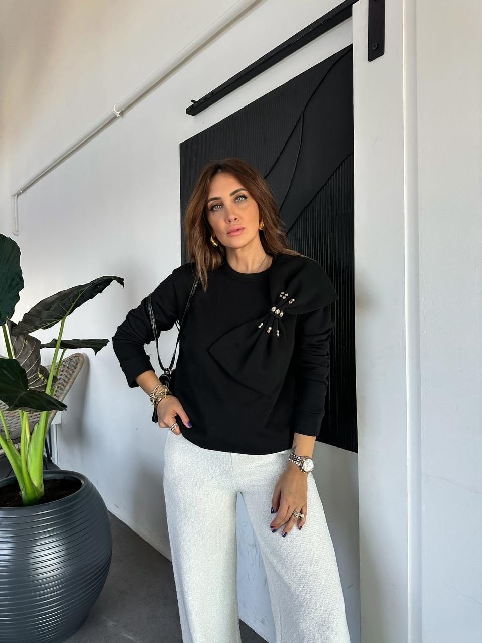 Siyah Papyon Aksesuarlı Sweatshirt
