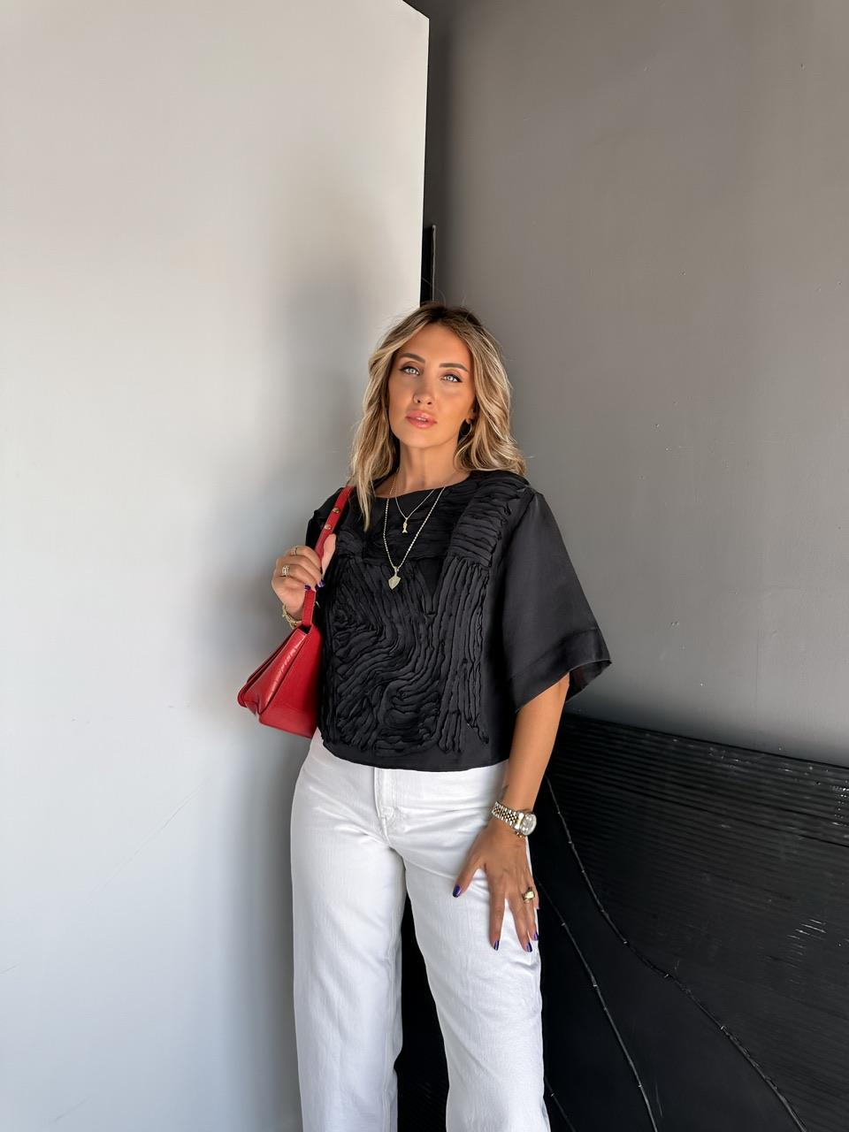 Siyah Parça Dikişli Tasarım Soft Bluz