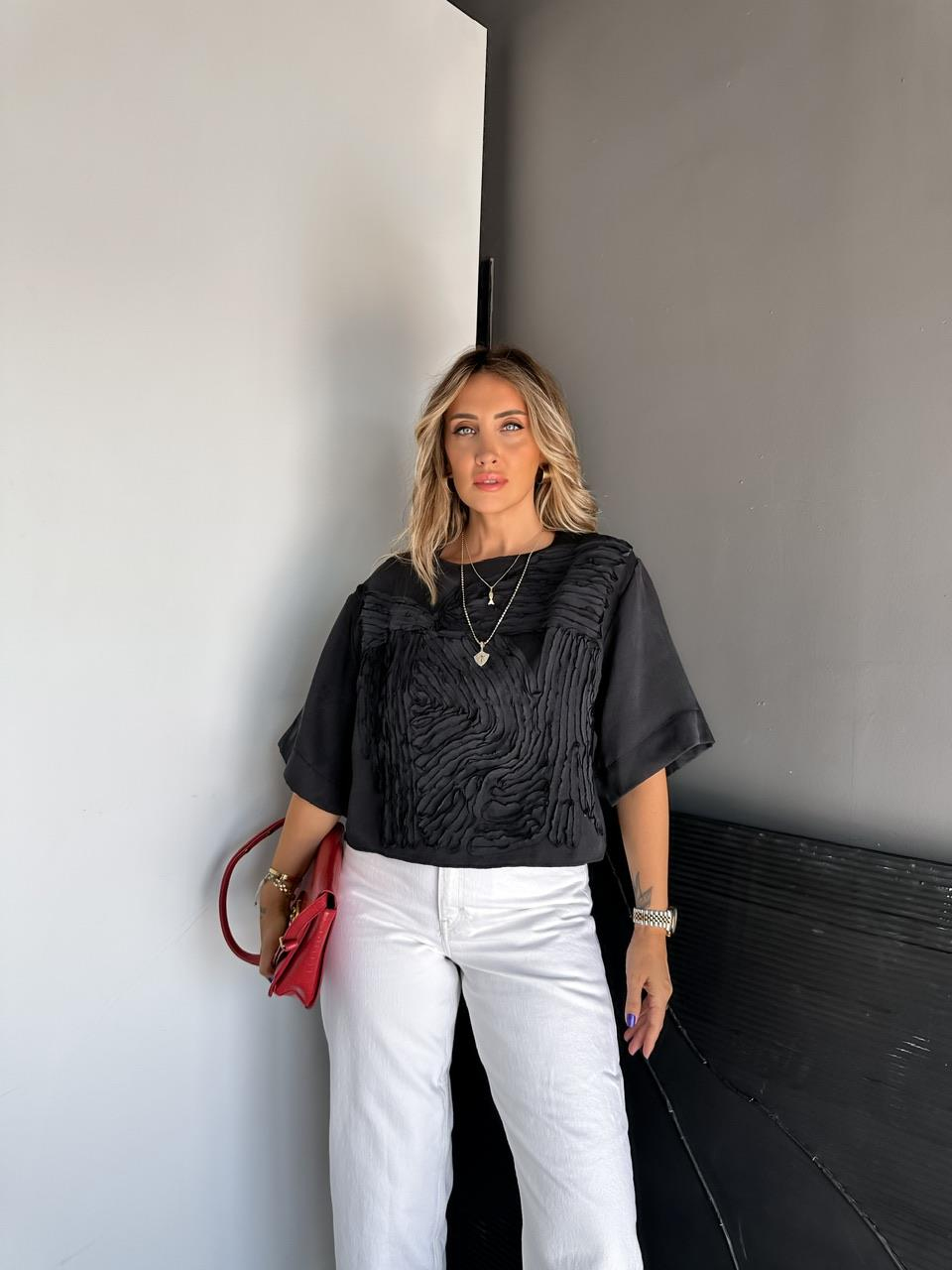 Siyah Parça Dikişli Tasarım Soft Bluz