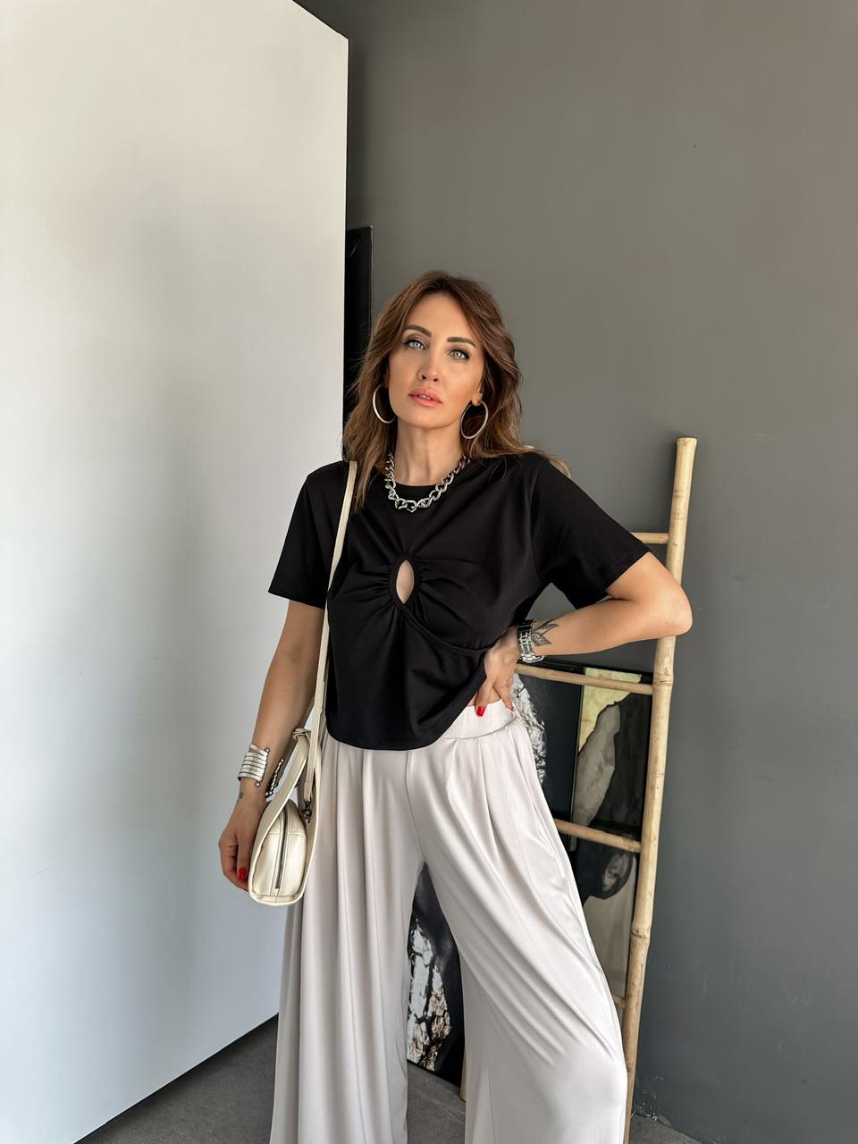 Siyah Pencere Detaylı Cotton Tshirt