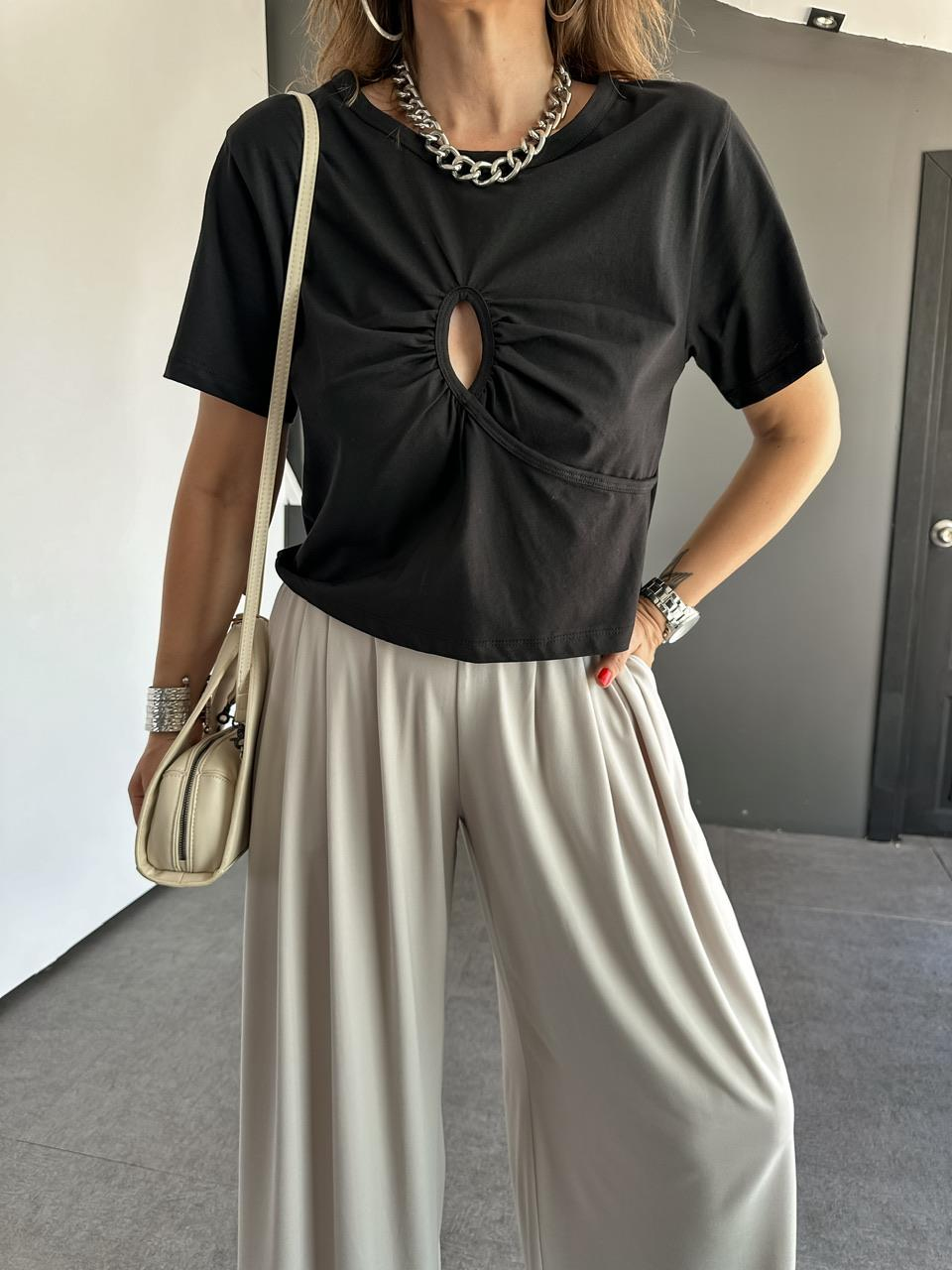Siyah Pencere Detaylı Cotton Tshirt