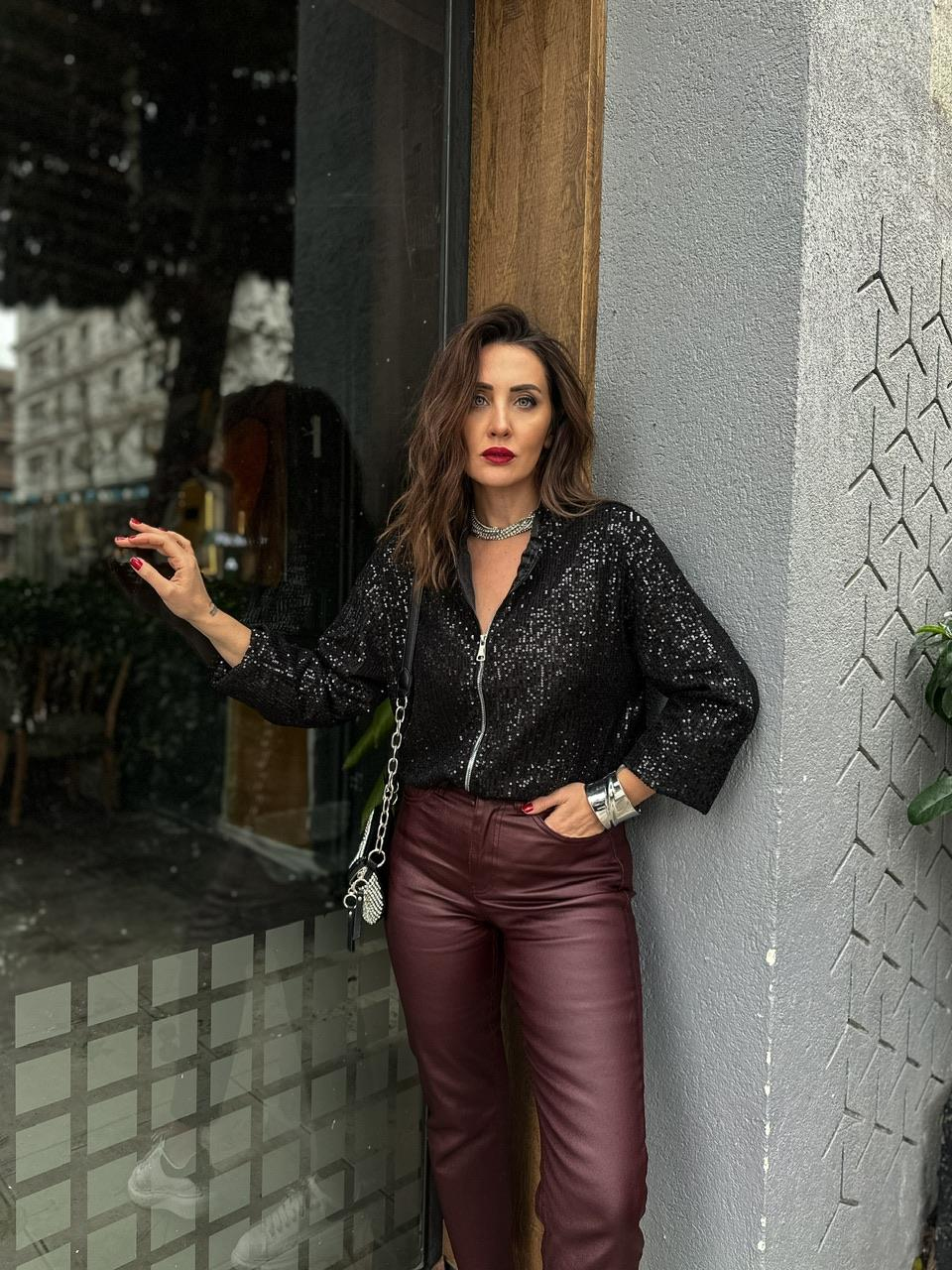 Siyah Pullu Bomber Ceket