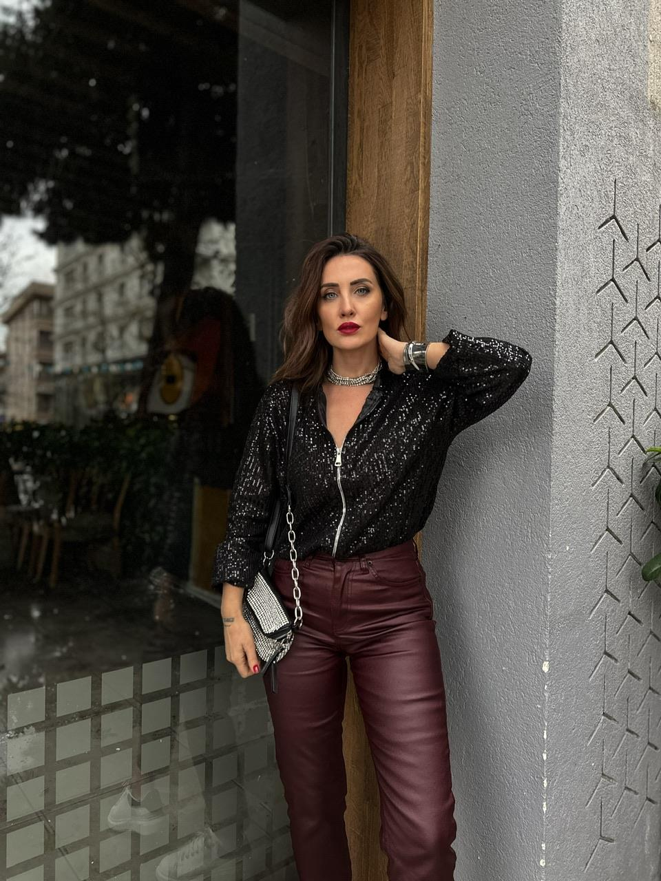 Siyah Pullu Bomber Ceket