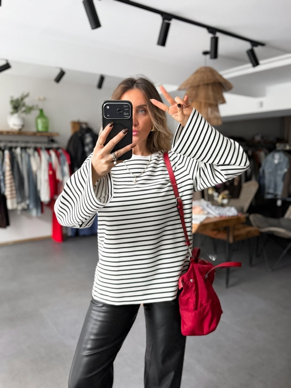 Siyah Scuba Çizgili Sweatshirt