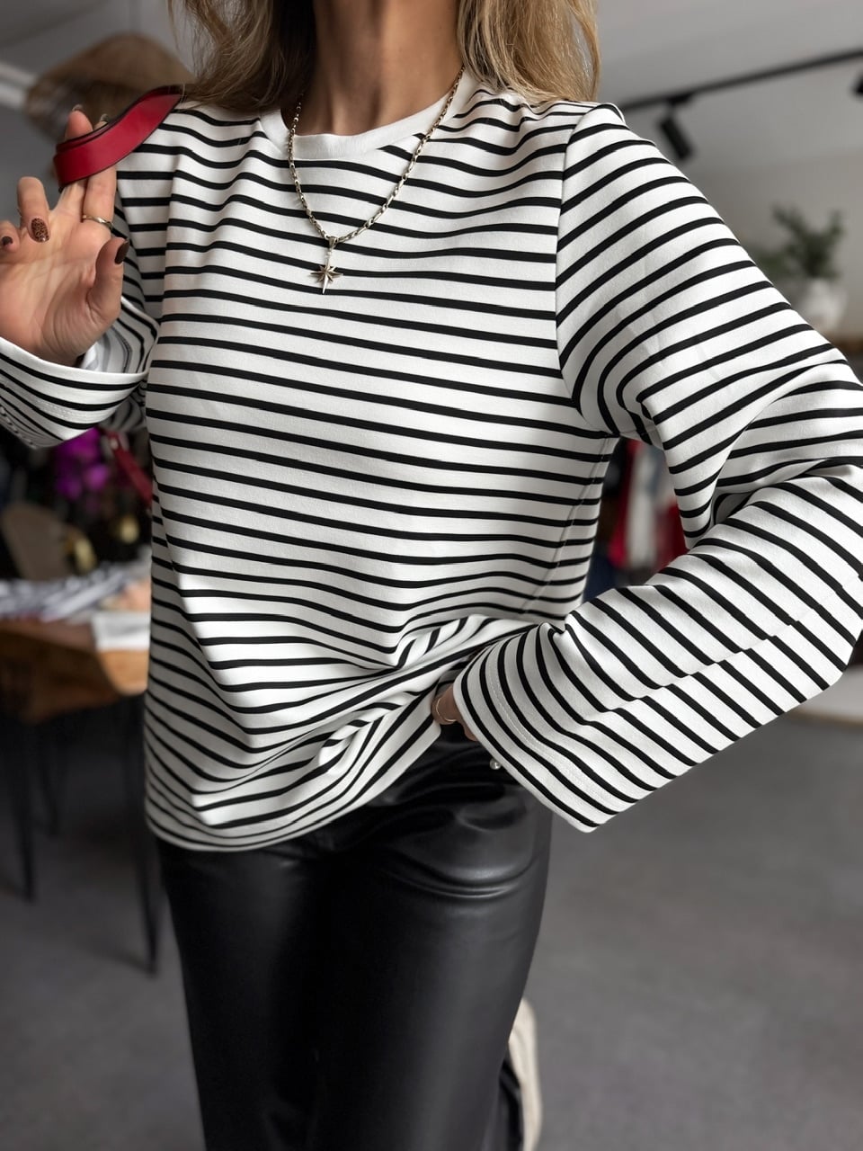 Siyah Scuba Çizgili Sweatshirt