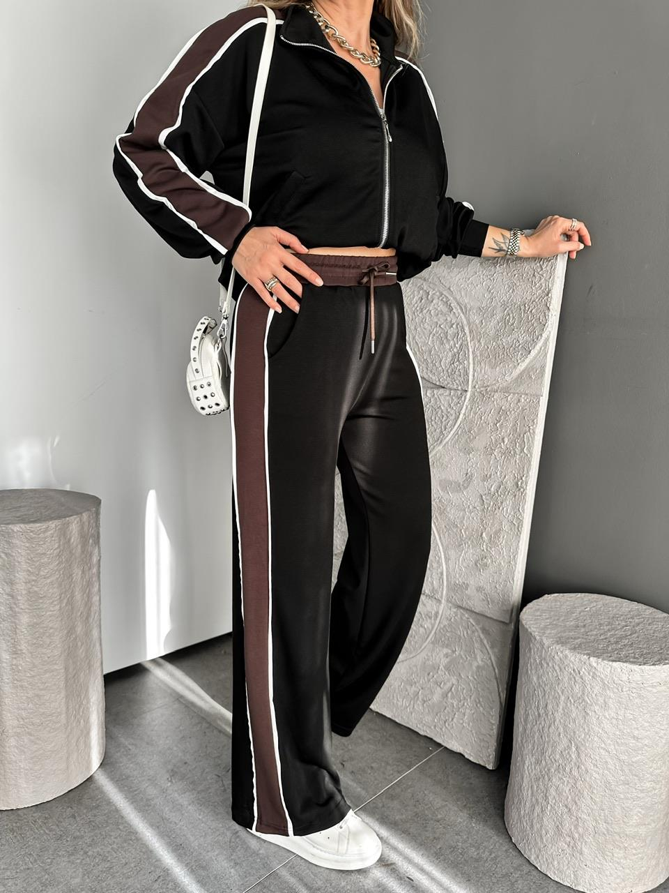 Siyah Şeritli Biyeli Modal Spor Takım