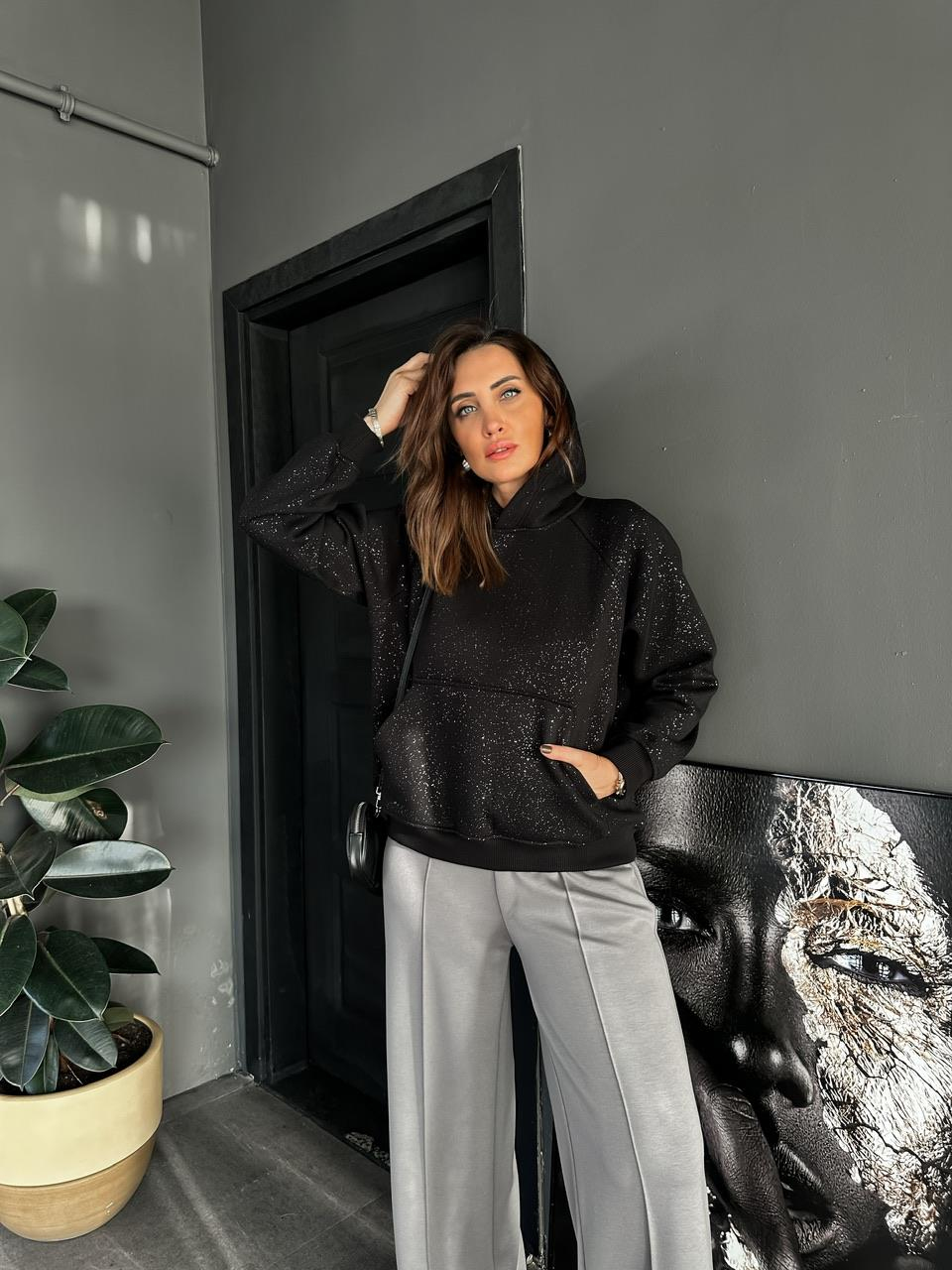 Siyah Simli Kapşonlu Sweatshirt