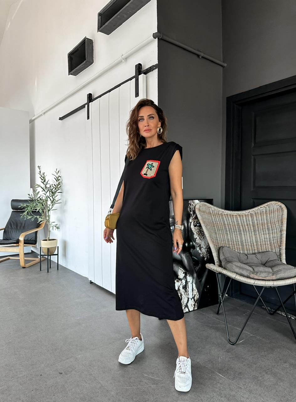 Siyah Sırt Detaylı Basic Elbise