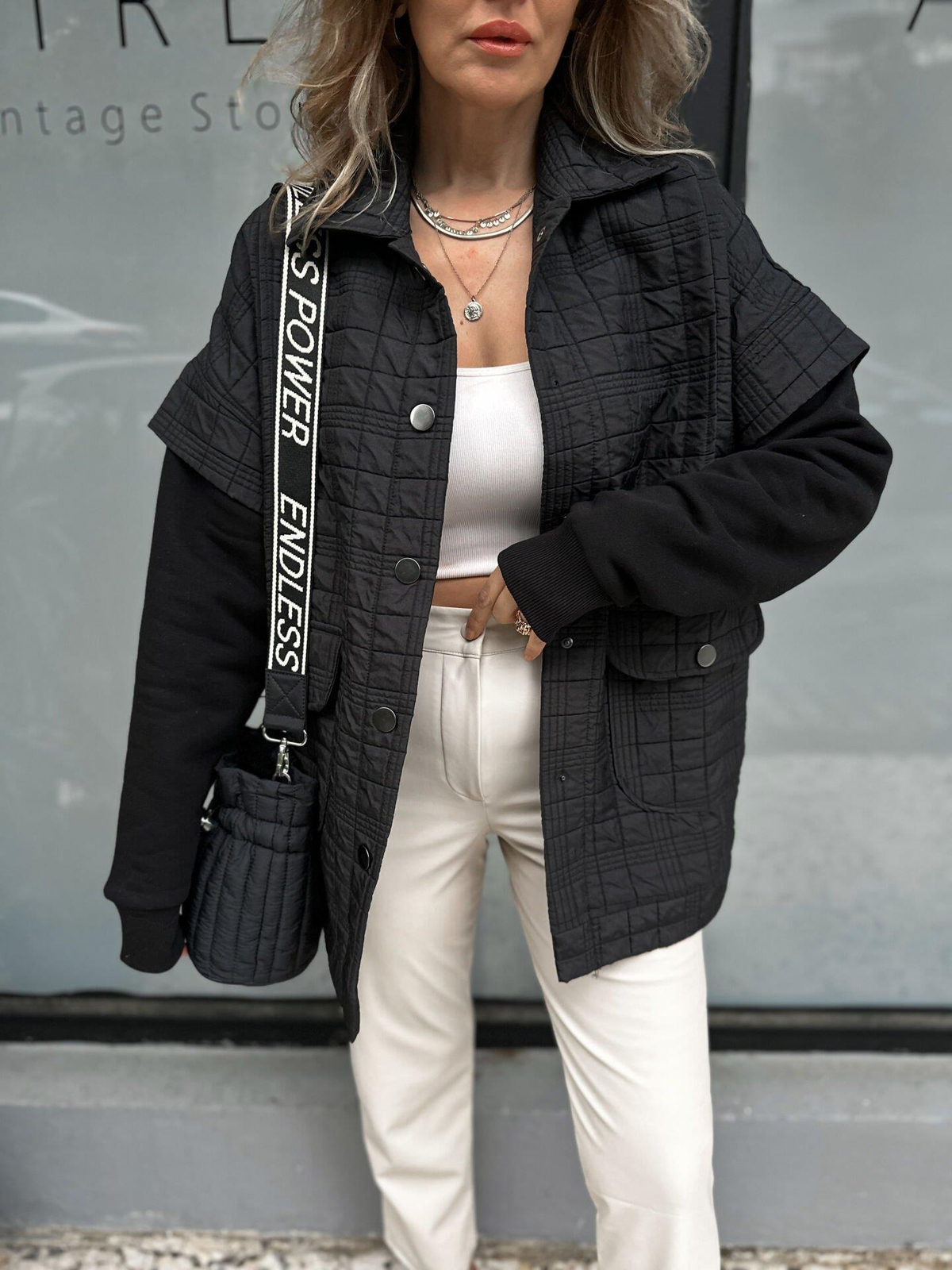 Siyah Sweat Detaylı Çıtçıtlı Ceket