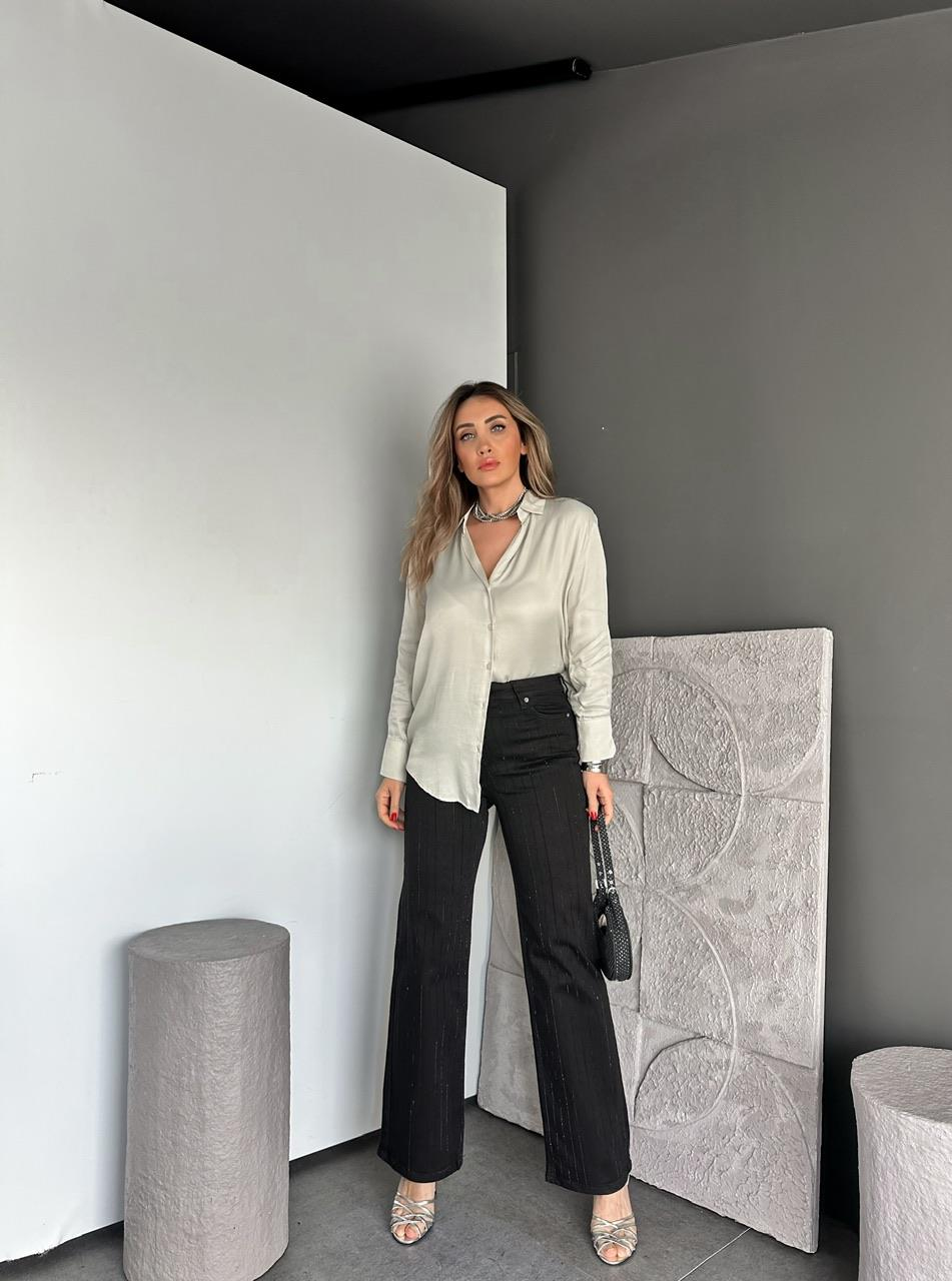 Siyah Taşlı Likralı Jean