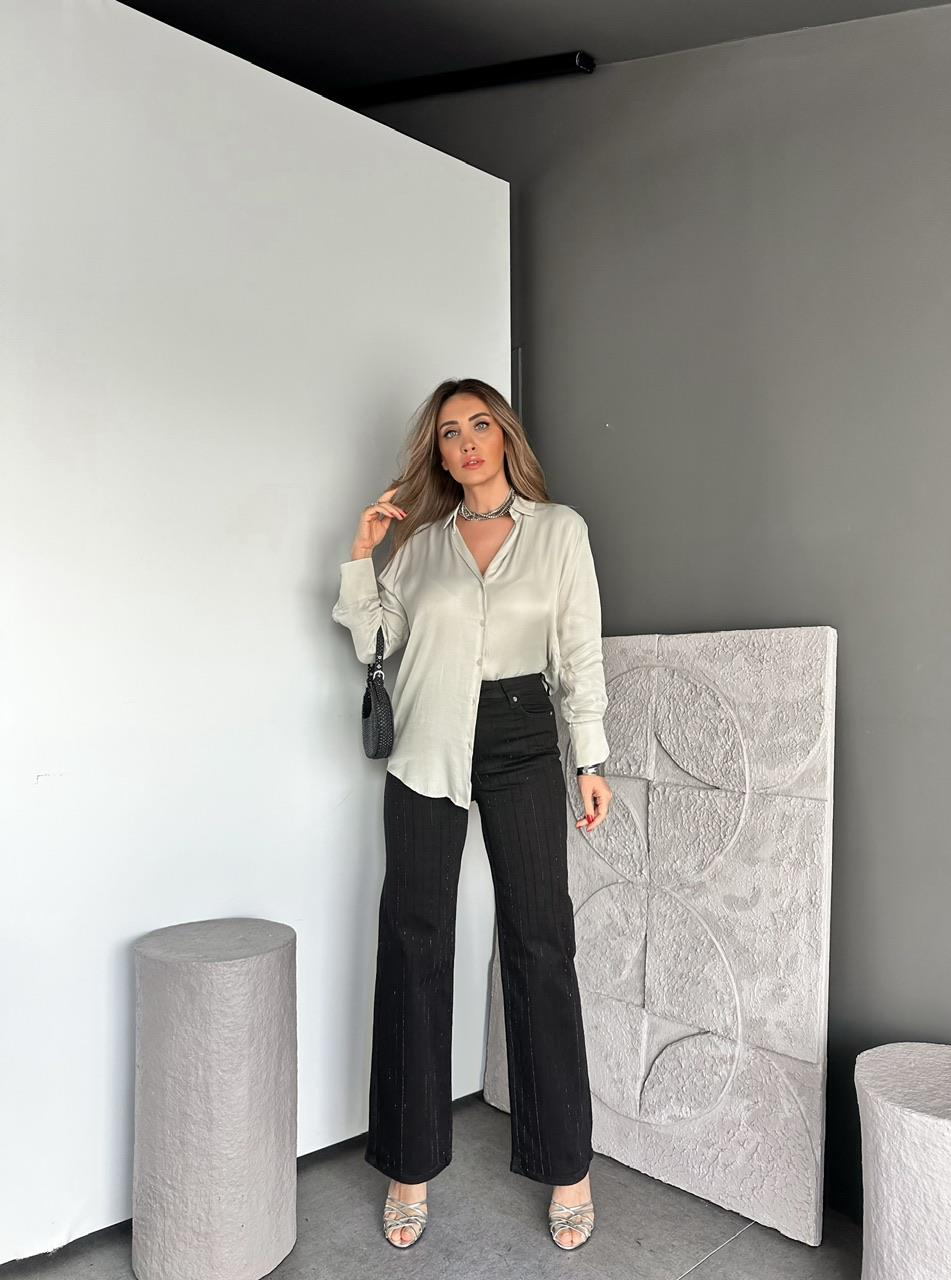 Siyah Taşlı Likralı Jean