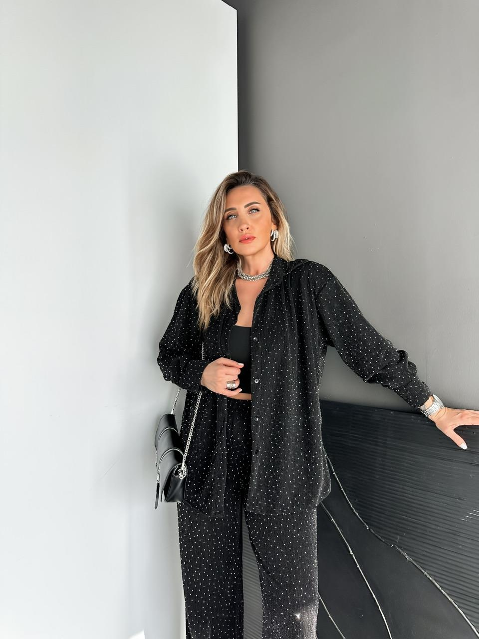 Siyah Taşlı Likralı Takım