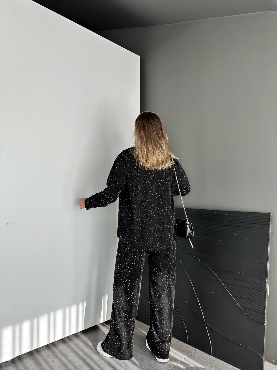 Siyah Taşlı Likralı Takım