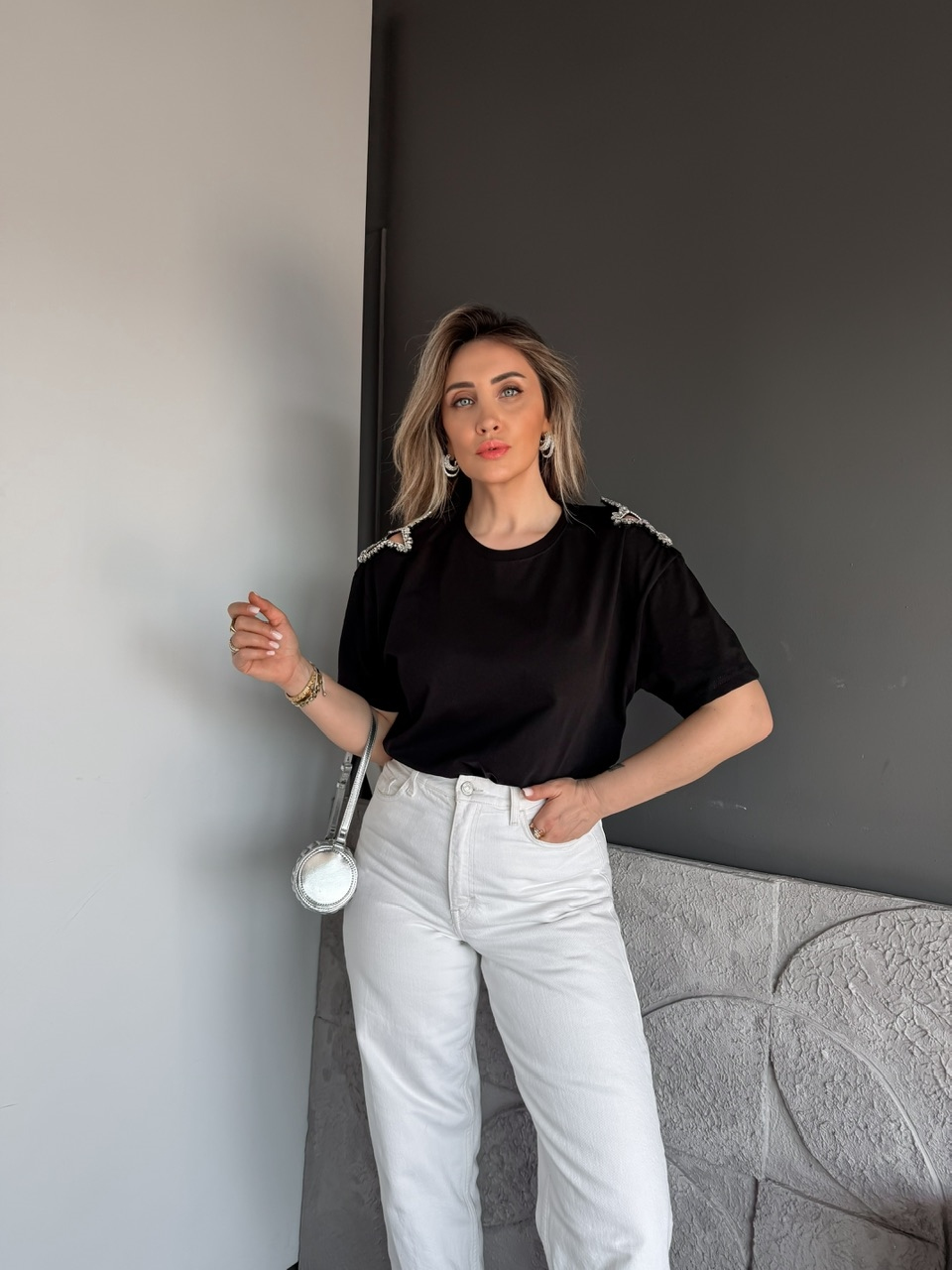 Siyah Taşlı Yıldızlı Tshirt
