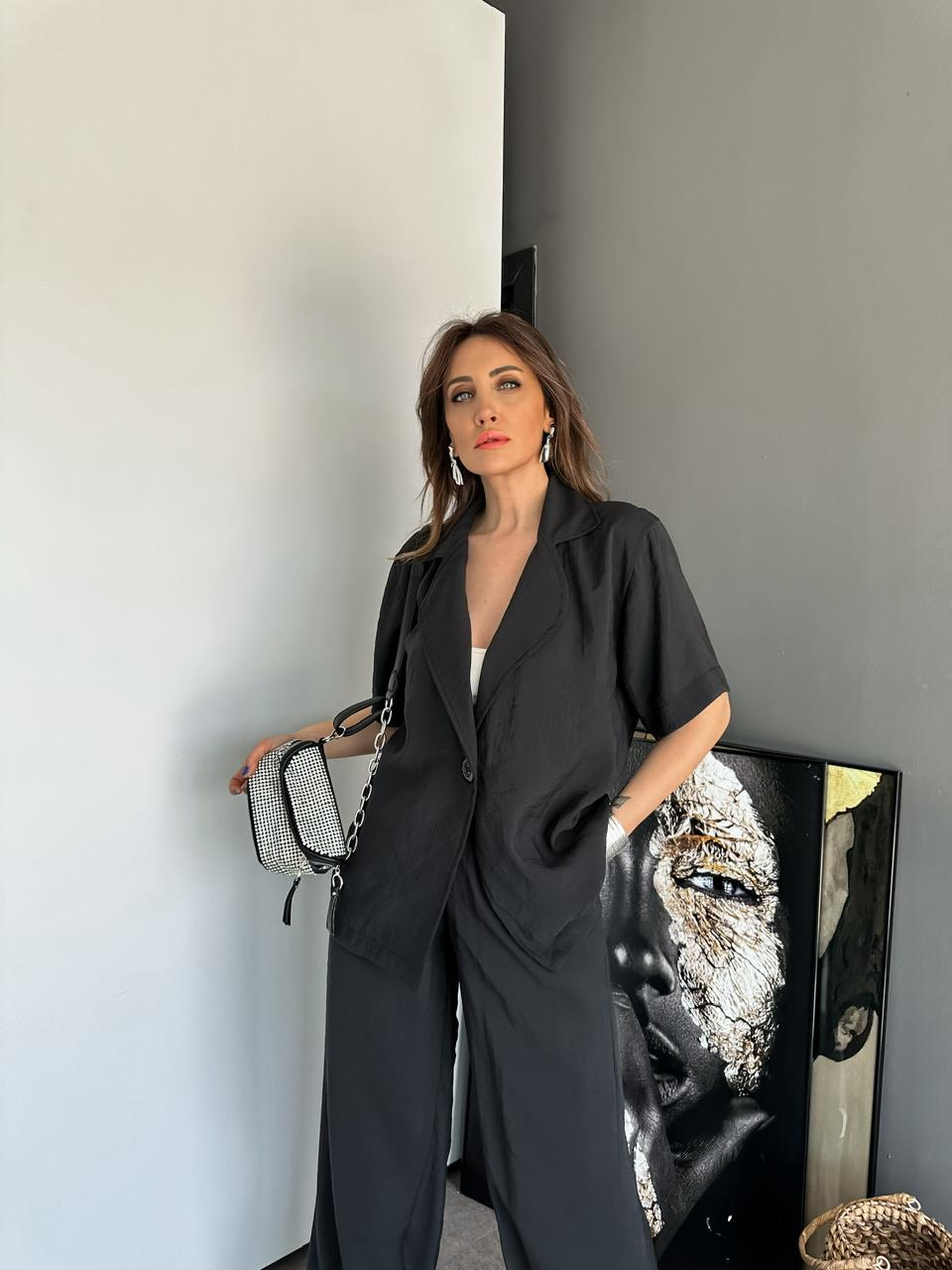 Siyah Tek Düğmeli Salaş Takım