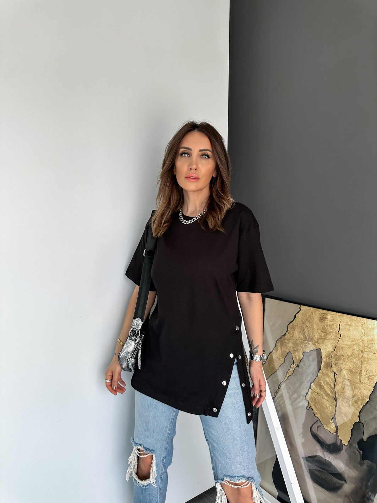 Siyah Tek Yanı Çıtçıtlı Cotton Tshirt
