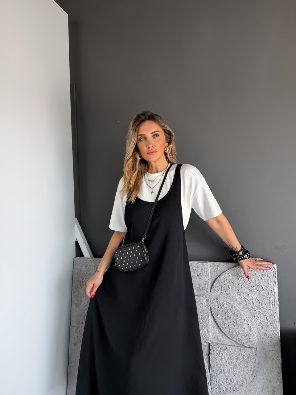 Siyah Tshirtlü Askılı Basic Elbise