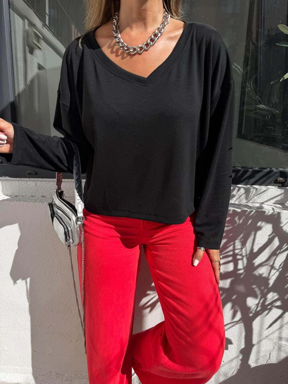 Siyah V Yaka Model Uzun Kollu Tshirt