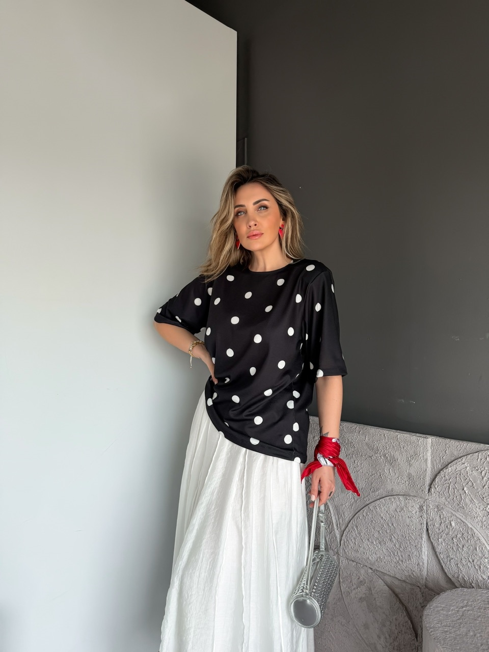 Siyah Vatkalı Puantiyeli Tshirt