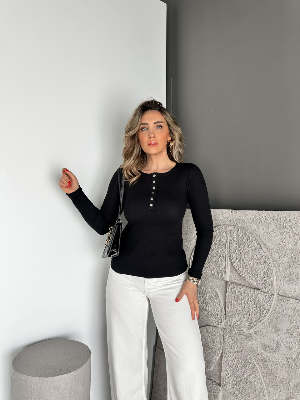 Siyah Yakası Çıtçıtlı Orijinal Fitilli Tshirt