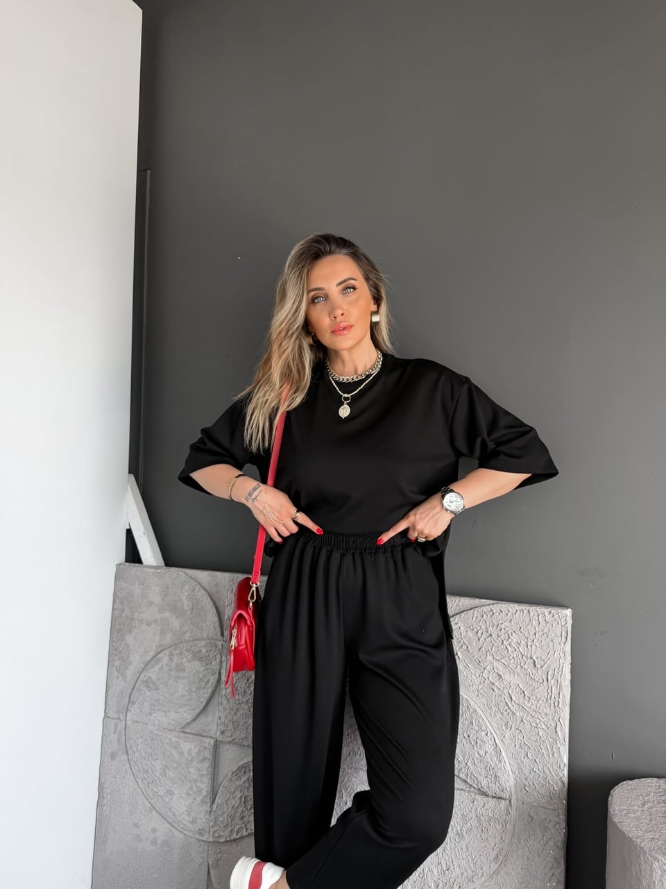 Siyah Yanları Yırtmaçlı Basic Modal Takım