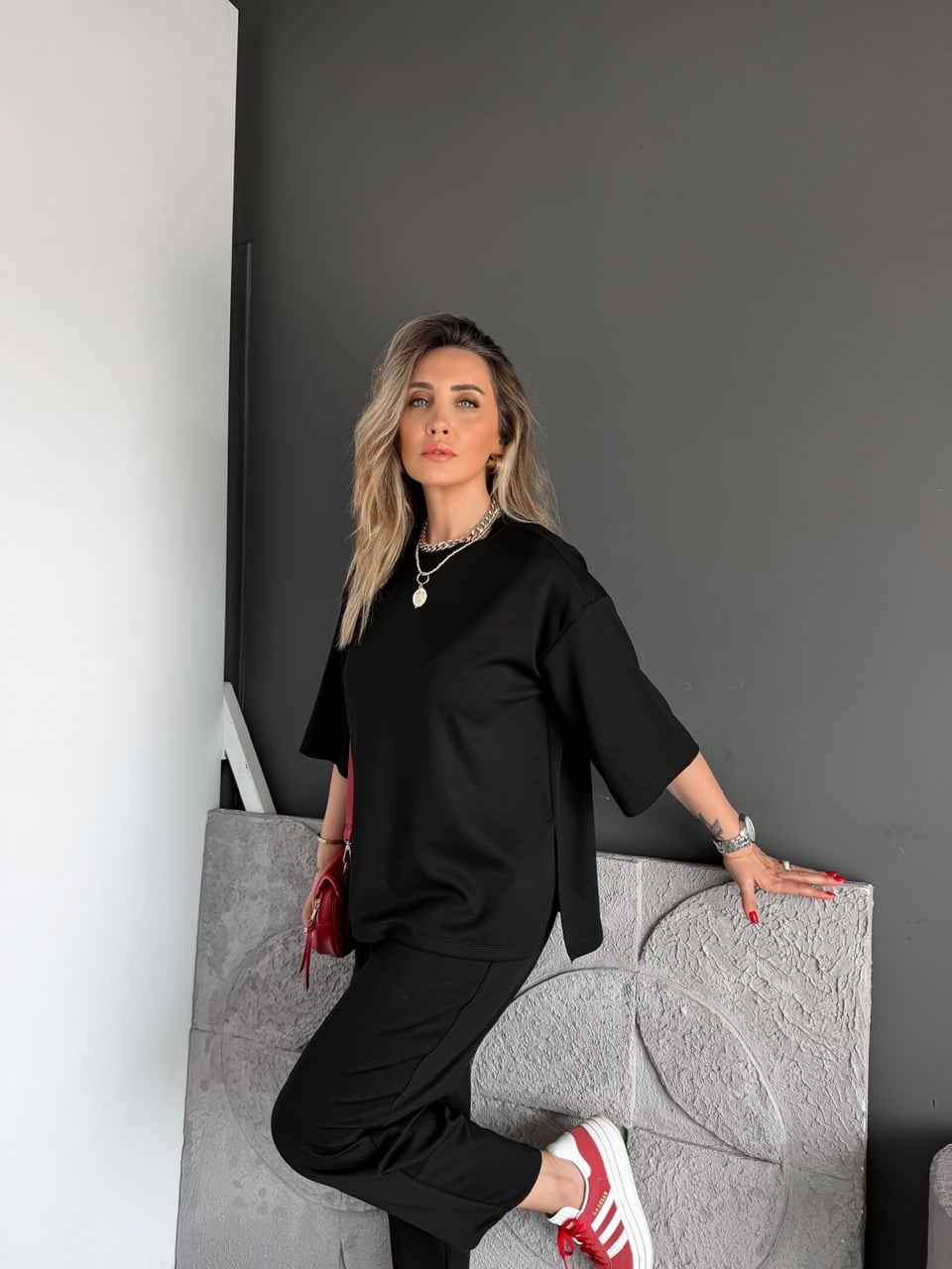 Siyah Yanları Yırtmaçlı Basic Modal Takım