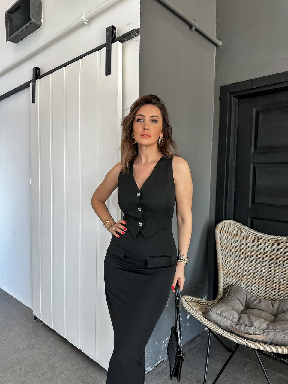 Siyah Yelek Detaylı Tasarım Elbise