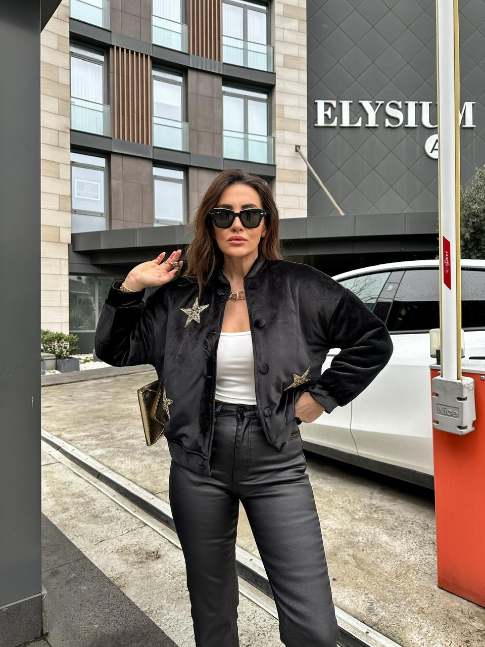 Siyah Yıldızlı Kadife Ceket