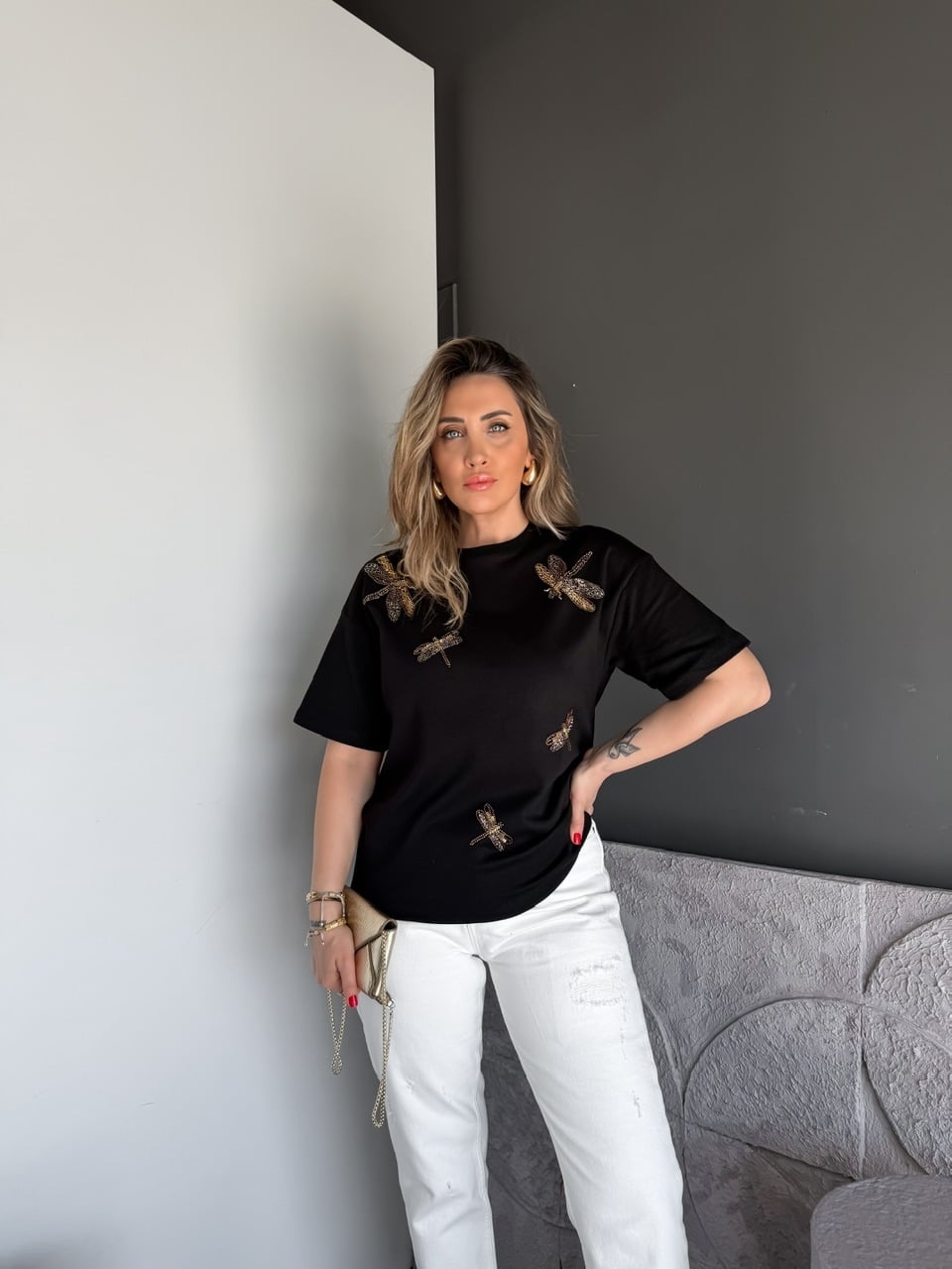 Siyah Yusufçuk İşlemeli Cotton Tshirt