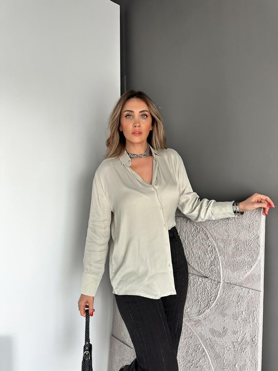 Su Yeşili Saten Sedef Düğmeli Şık Gömlek