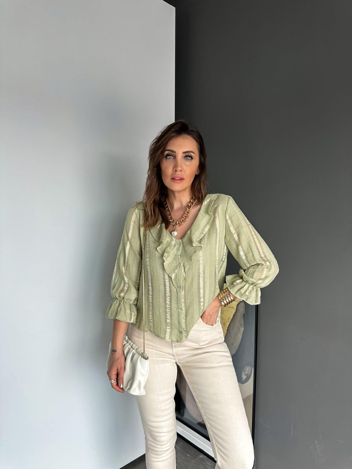 Su Yeşili Volanlı Bluz