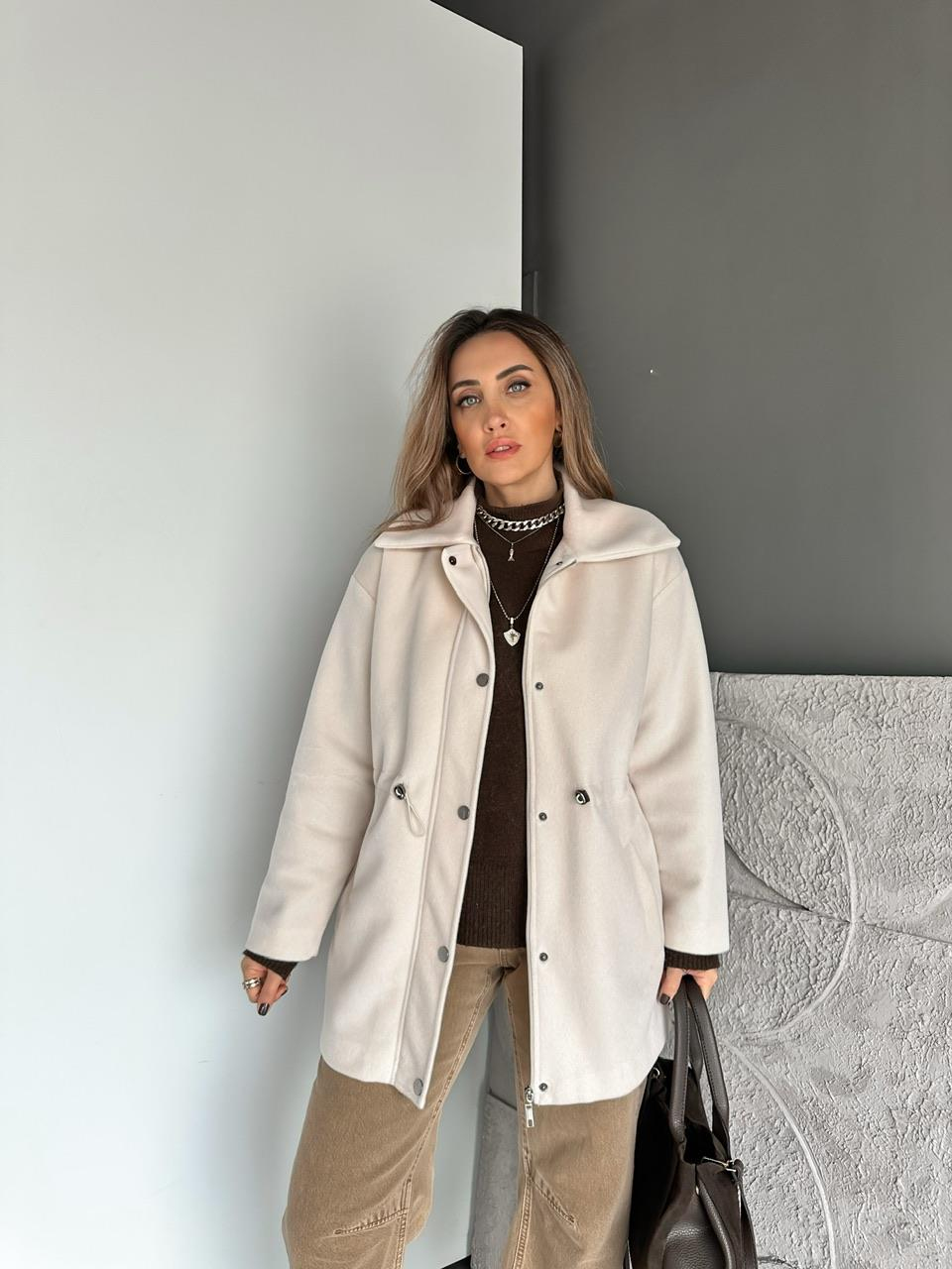 Taş Beli Büzgülü Kaz Tüyü Kaban