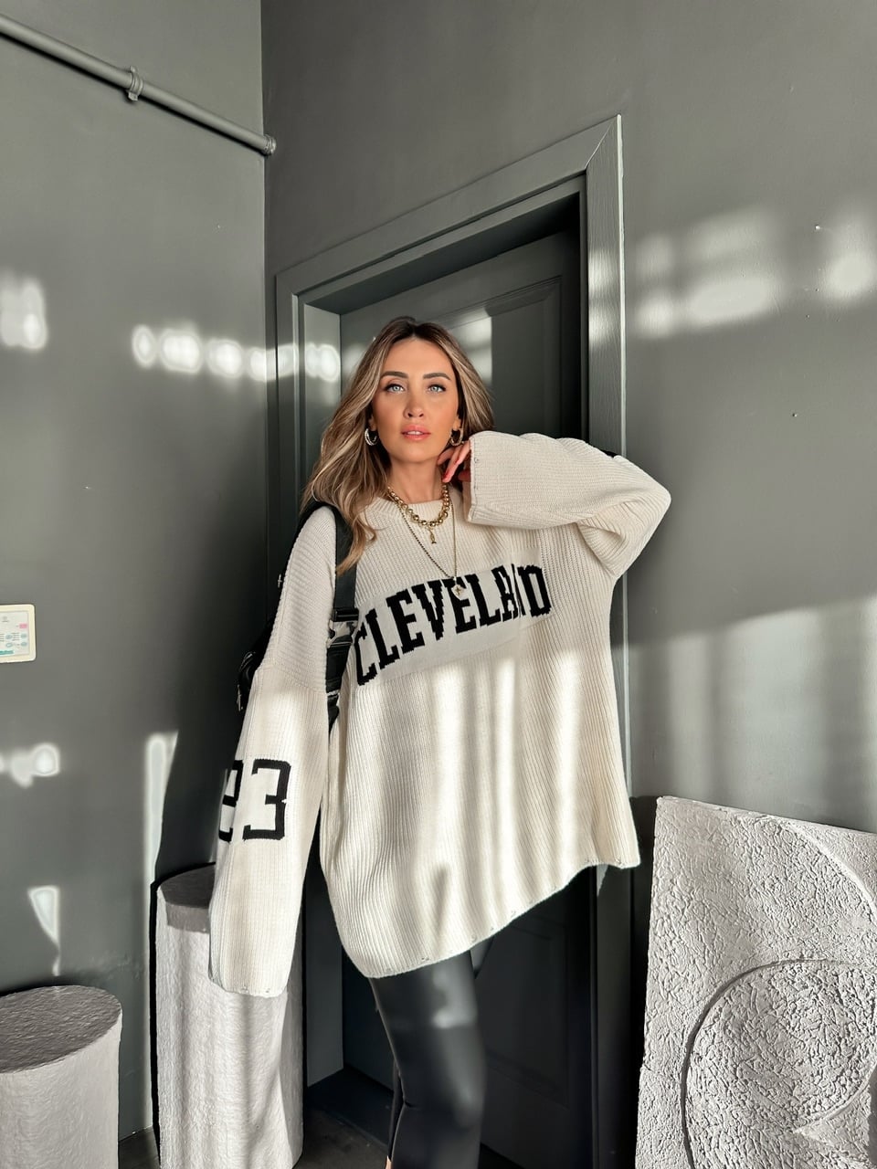 Taş Cleveland Oversize Kazak