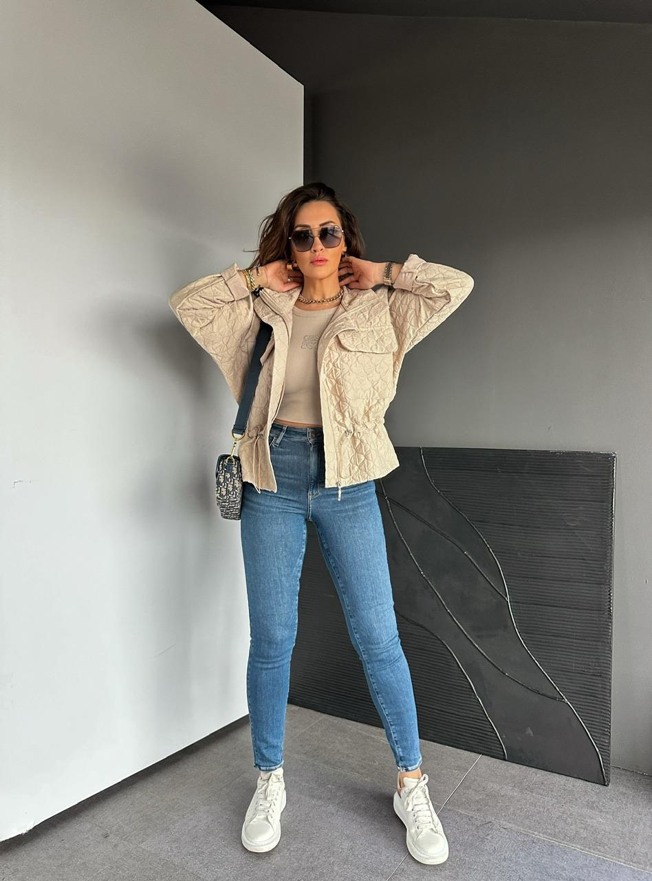Taş Dokulu Beli Büzgülü Ceket