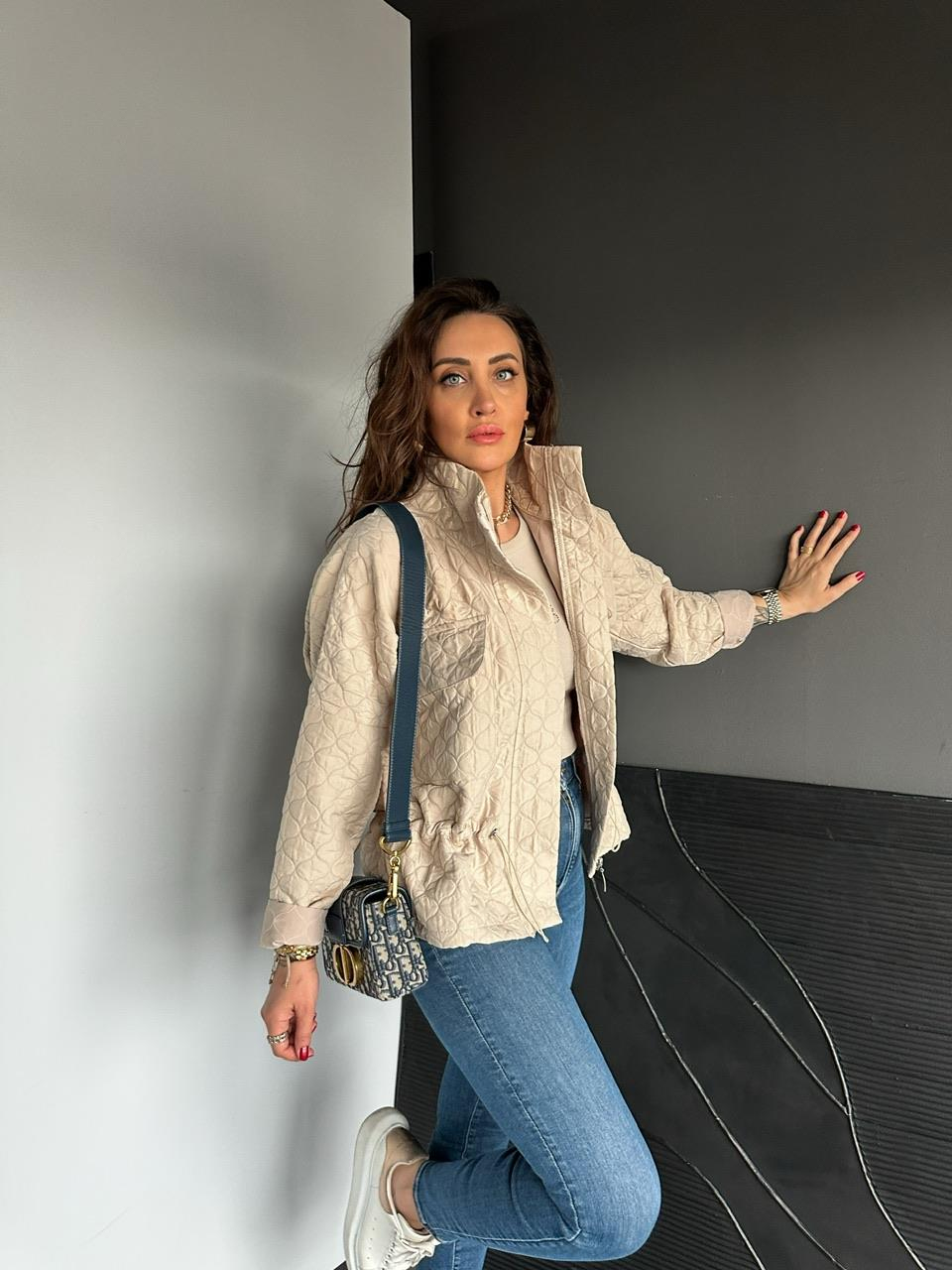 Taş Dokulu Beli Büzgülü Ceket