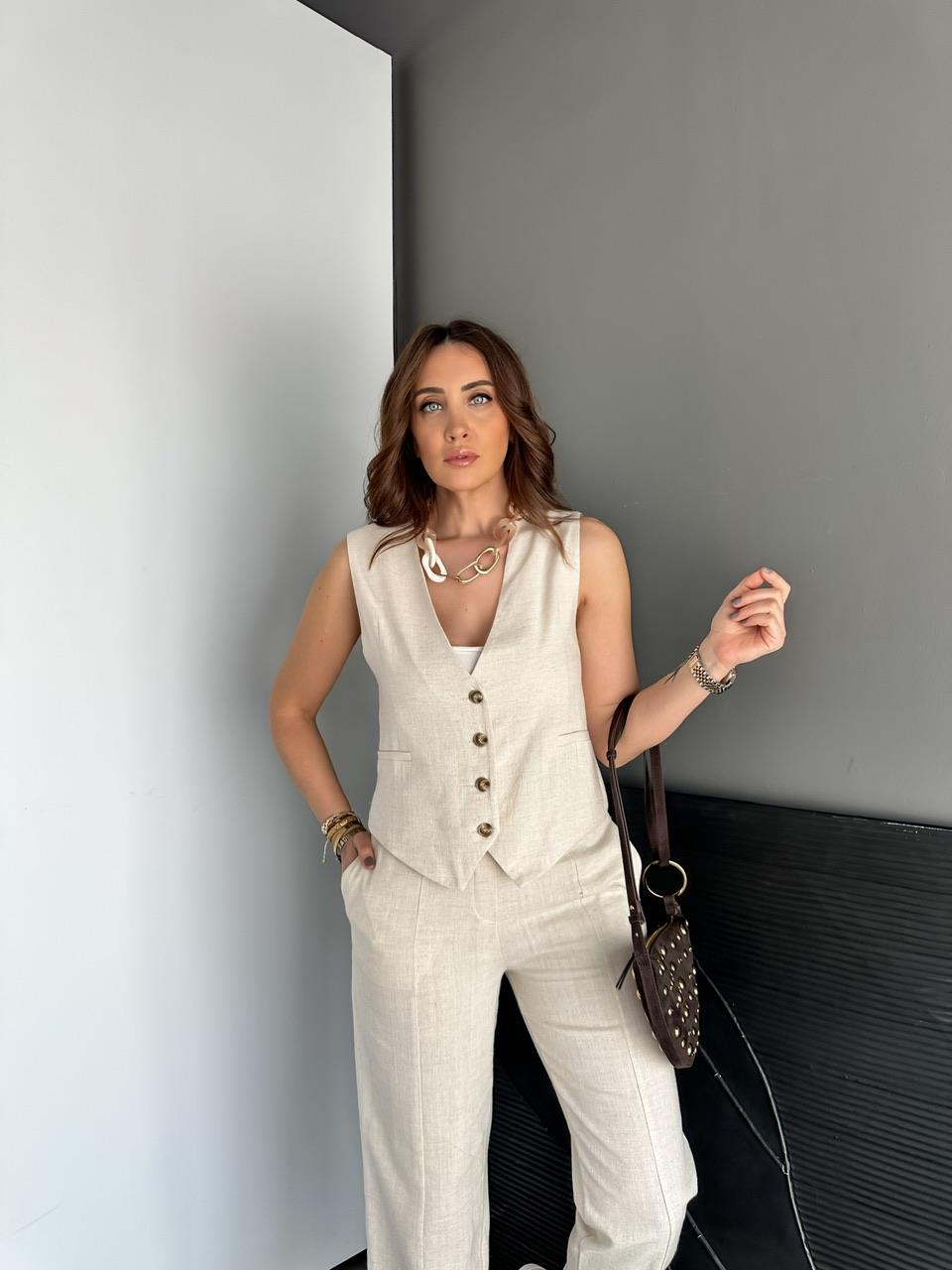Taş Dört Düğme Yelekli Keten Takım
