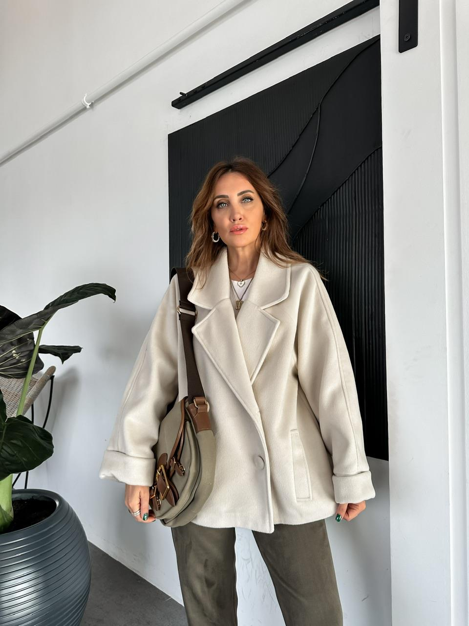 Taş Dört Düğmeli Kaşe Mont
