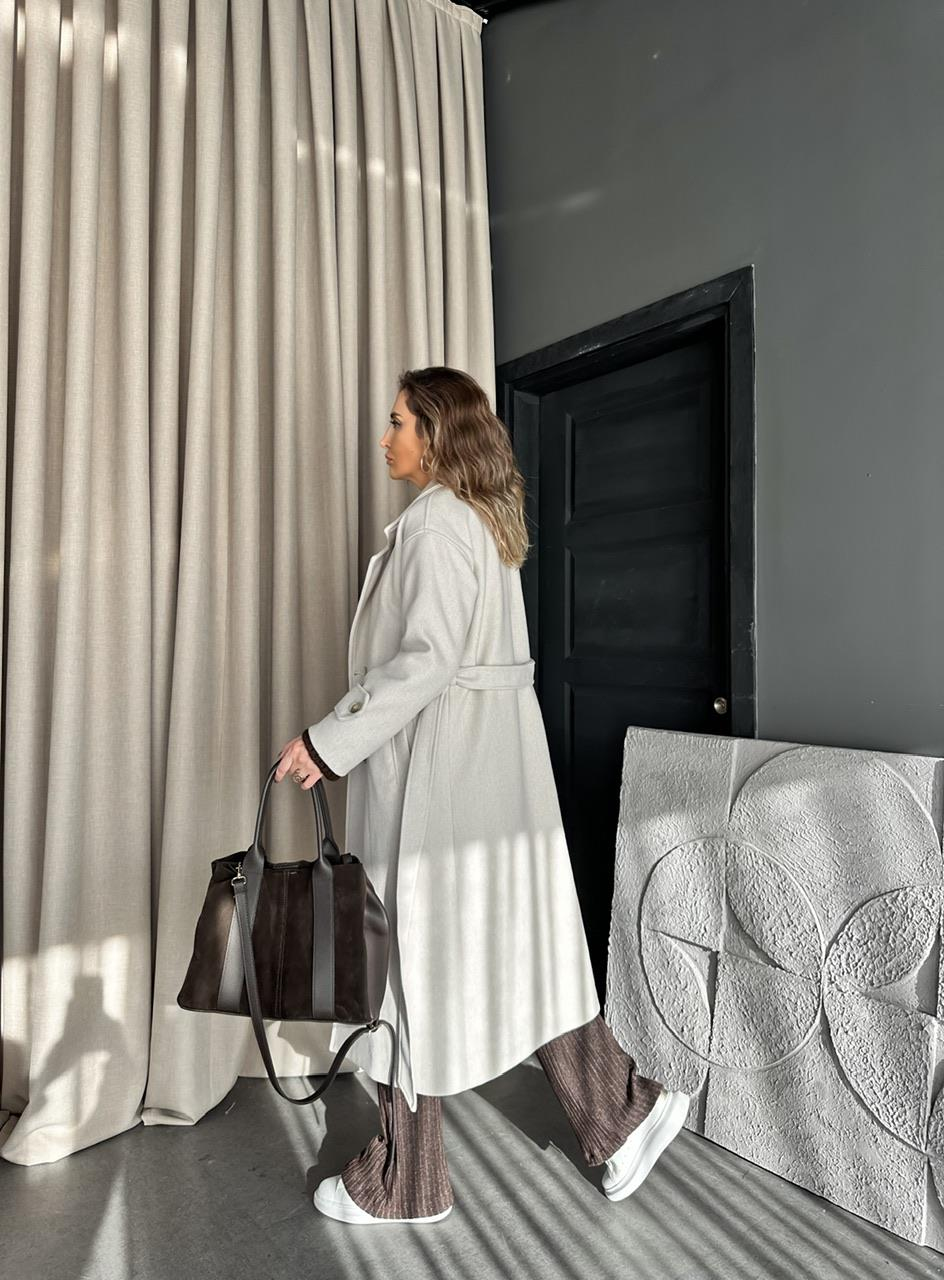 Taş Kolu Manşetli Premium Kaşe Kaban