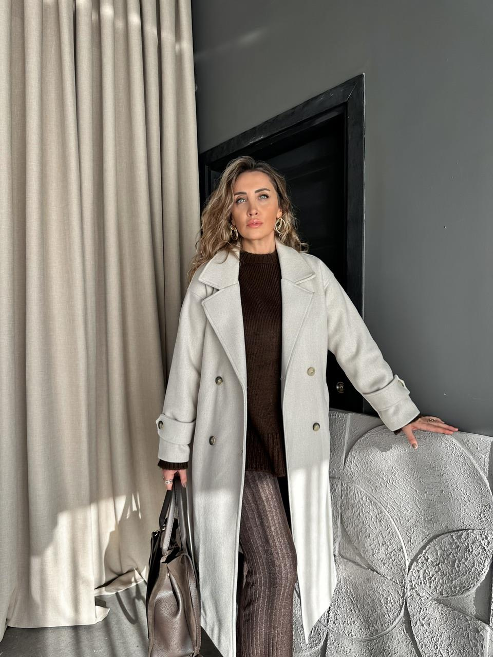 Taş Kolu Manşetli Premium Kaşe Kaban