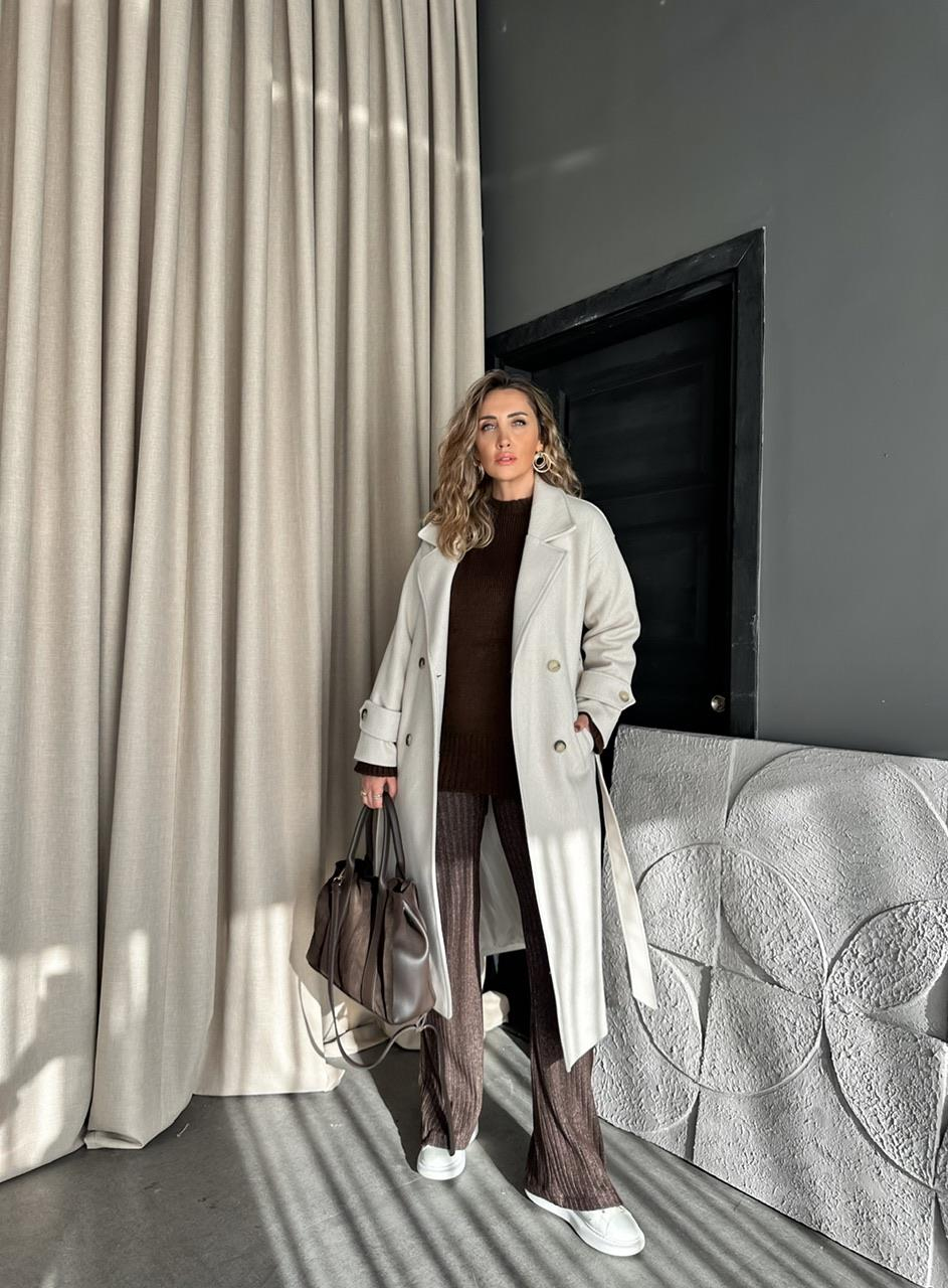 Taş Kolu Manşetli Premium Kaşe Kaban