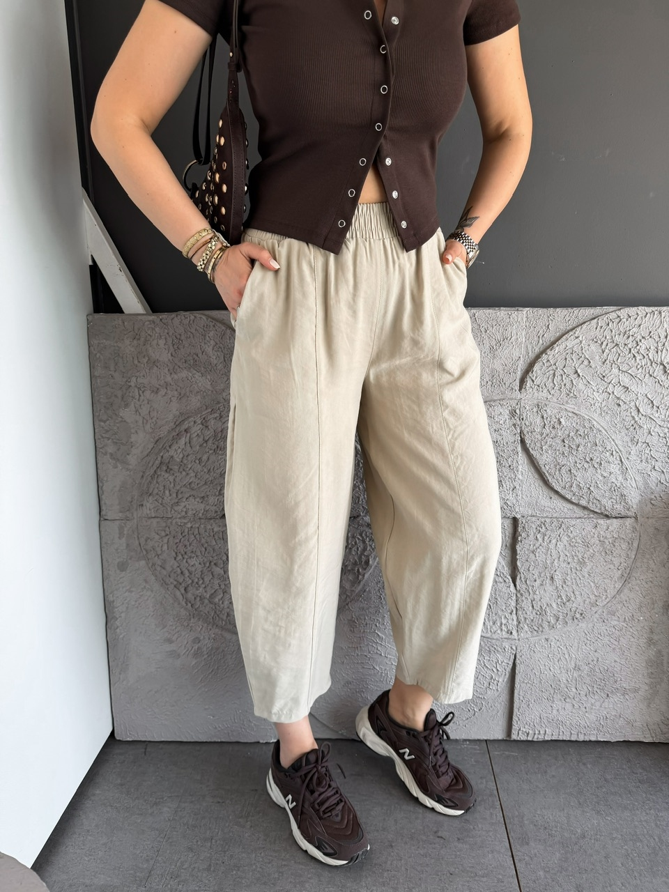 Taş Ön Dikişli Lastikli Bol Pantolon