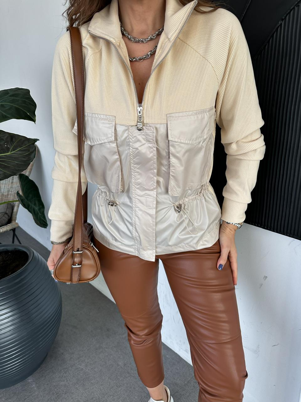 Taş Paraşüt Detaylı Fermuarlı Sweatshirt