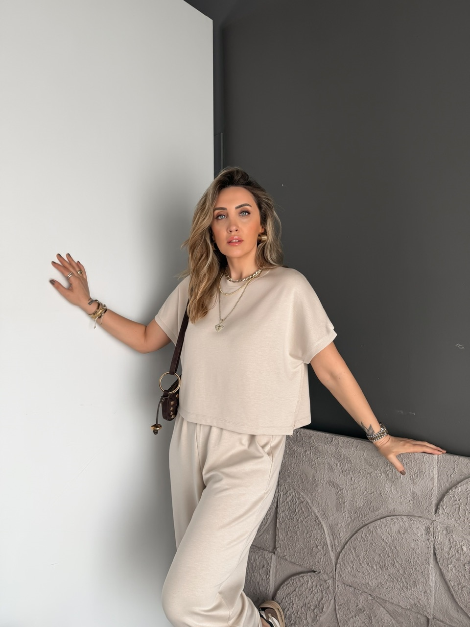 Taş T Kol Likralı Modal Takım