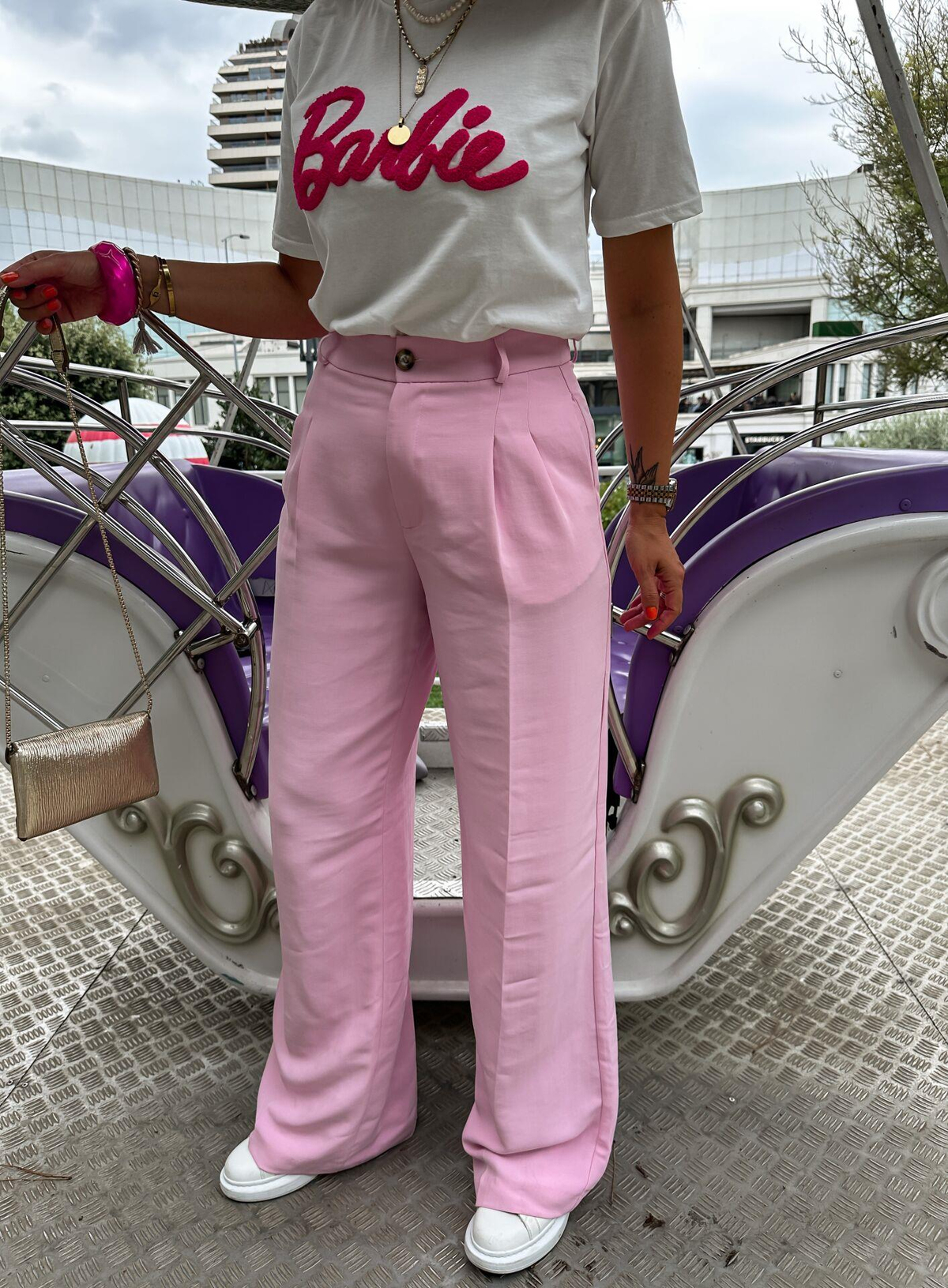 Toz Pembe Bol Kesim Pantolon